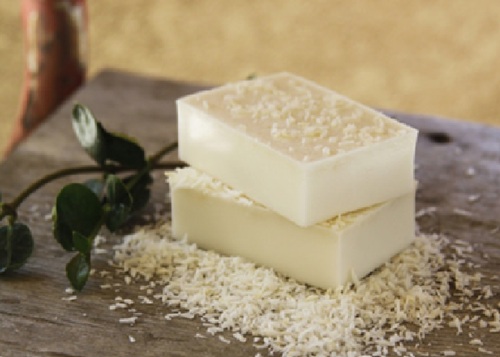 13 Reasons to Use Goat’s Milk Soap on Your Skin